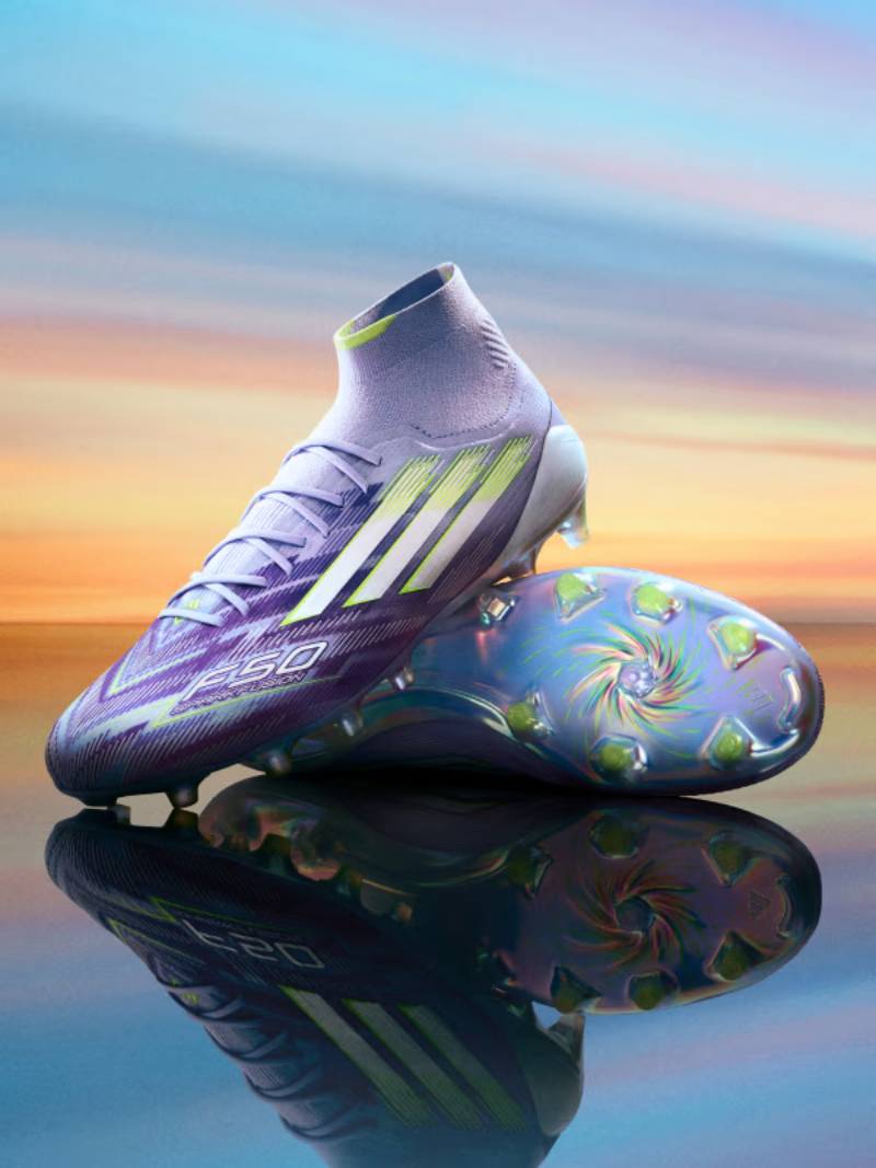 shoe soccer Adidas